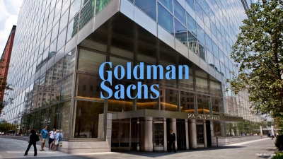 Goldman: Το πετρελαϊκό σοκ χτυπάει περισσότερο τα καύσιμα και όχι το αργό