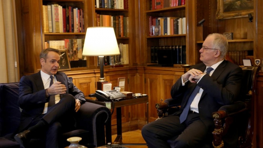 Μητσοτάκης σε Τασούλα: Το 2026 μπήκε με πρωτοφανείς διεθνείς γεωπολιτικές και γεωοικονομικές προκλήσεις - Να πρυτανεύσει η λογική