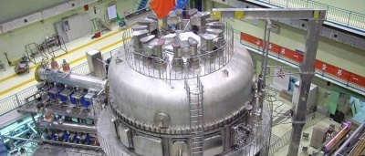 Bloomberg: Στο προσκήνιο η χρήση της πυρηνικής σύντηξης για χάρη της καθαρής ενέργειας