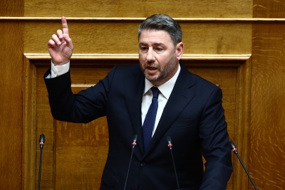 Ανδρουλάκης: Ξέφραγο αμπέλι η χώρα για τα funds - Οι 8 προτάσεις του ΠΑΣΟΚ για το ιδιωτικό χρέος