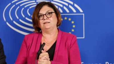 Ποσειδώνια 2022 - Vălean (Κομισιόν): Η ΕΕ είναι παρούσα και στηρίζει κάθε προσπάθεια απανθρακοποίησης