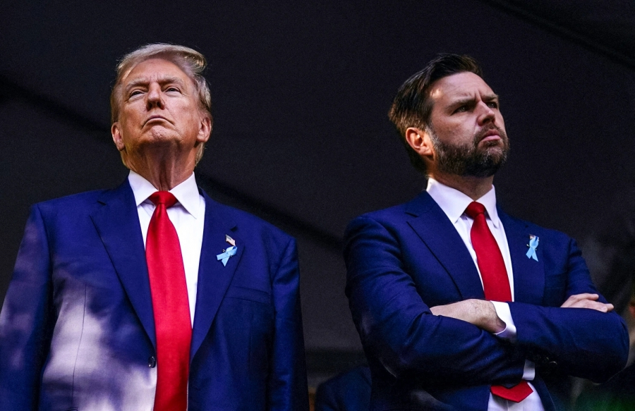 Στα κάγκελα οι Δημοκρατικοί με Trump – Θέλουν την καθαίρεσή του, τον αποκαλούν «παλαβό»