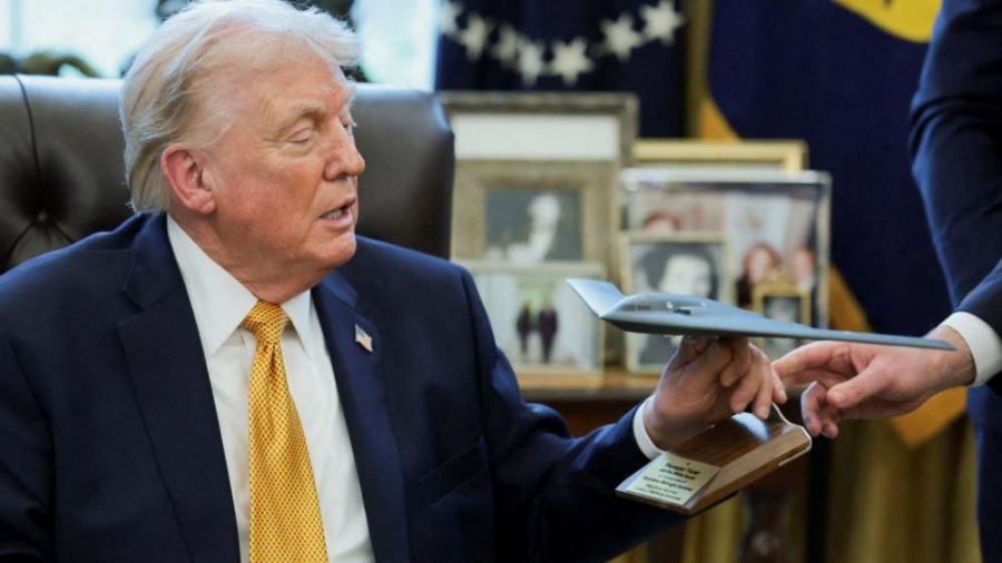 Έδωσε ο Trump την σαφέστερη ένδειξη ότι τελείωσε με τον πόλεμο στο Ιράν;  -  Μαρκ Στόουν Sky News