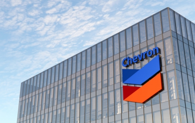 H Chevron «ξαναμπαίνει» στη Βενεζουέλα με σφραγίδα Trump