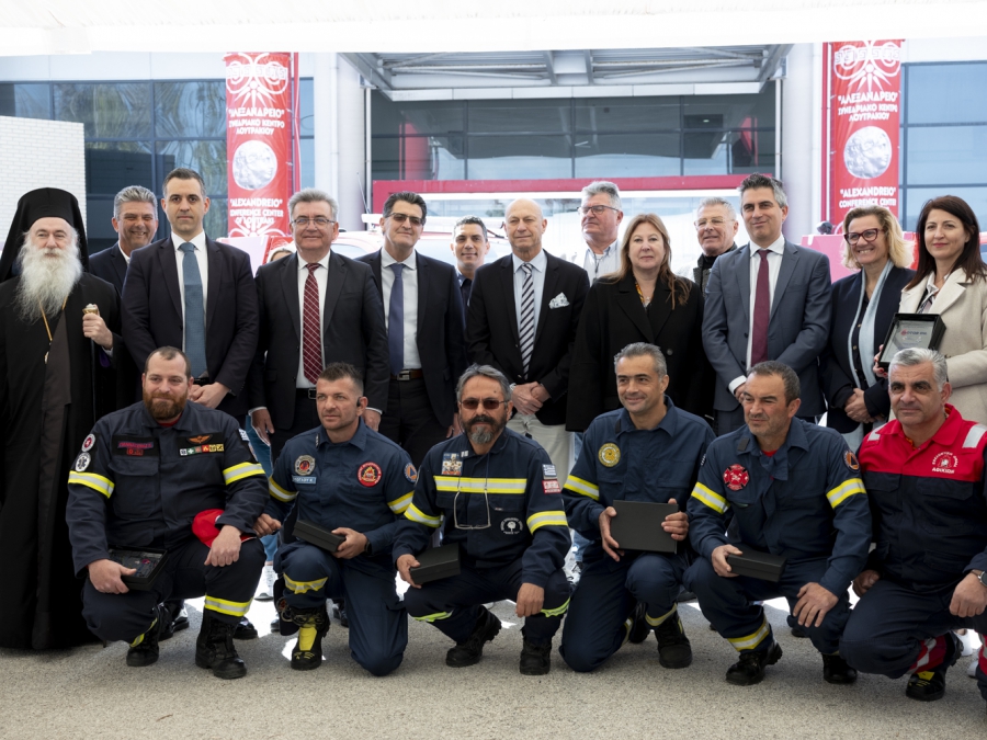 Δωρεά 7 πυροσβεστικών οχημάτων στους Δήμους Λουτρακίου-Περαχώρας-Αγίων Θεοδώρων & Κορινθίων από το Βαρδινογιάννειο Ίδρυμα και τη Motor Oil