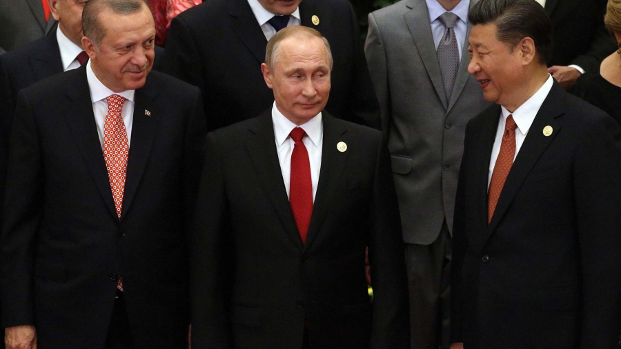 Οι επαφές Erdogan με Putin και Xi