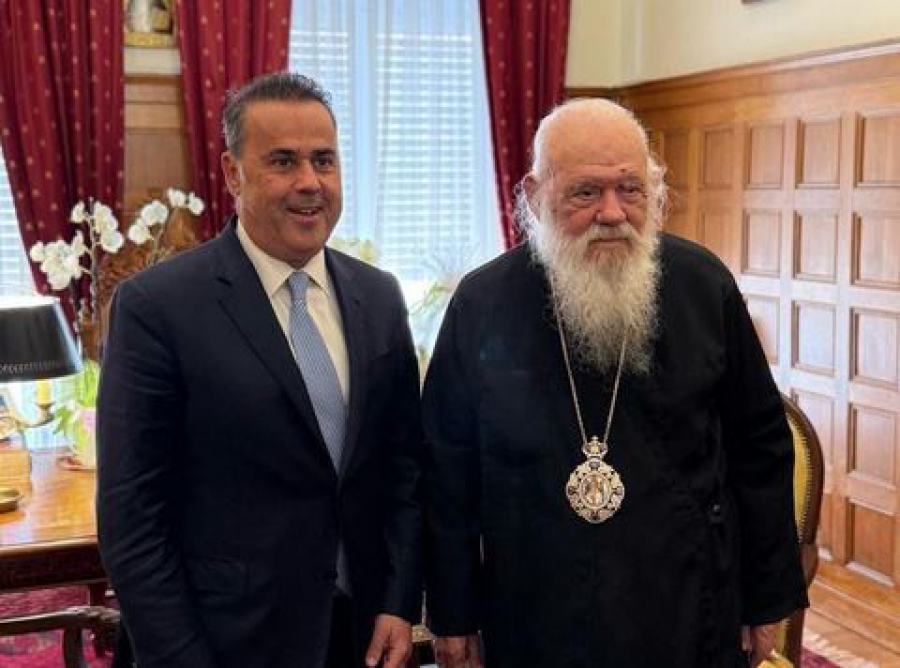 Συνάντηση Στ.Παπασταύρου και Αρχιεπισκόπου Αθηνών και πάσης Ελλάδο Ιερώνυμο