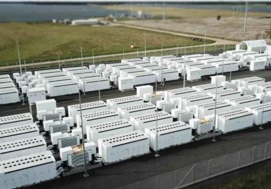 Renew Economy: Kαι οι μεγάλες μπαταρίες πέφτουν 