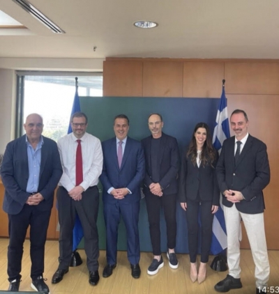 ΥΠΕΝ και ΠΟΣΠΗΕΦ κατέληξαν σε συμφωνία για πακέτο στήριξης των μικρομεσαίων φωτοβολταϊκών παραγωγών