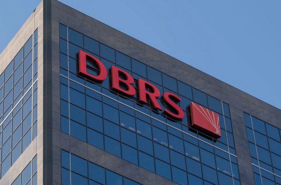 DBRS: Οι οίκοι αξιολόγησης θέλουν να δουν διάρκεια στην πρόοδο της Ελλάδας