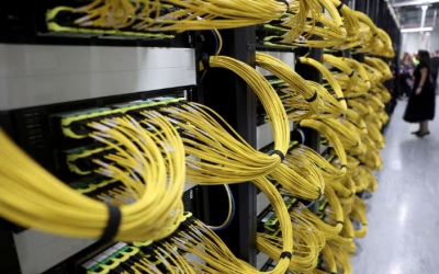 ΕΕ: Απαιτεί γνωστοποίηση της κατανάλωσης νερού και ενέργειας των data centers δυναμικότητας 500kW (Reuters)