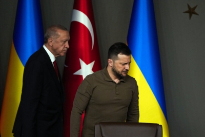 O Erdogan δήλωσε στον Zelensky ότι οι επιθέσεις στην Μαύρη Θάλασσα είναι ανεξήγητες (Reuters)