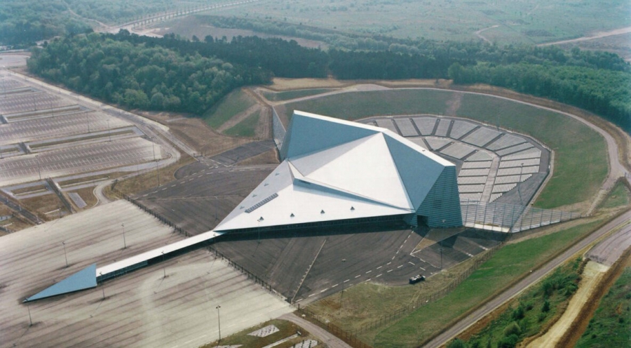 Ηλιακό στέγαστρο αυτοκινήτων 6,8 MW στη Γαλλία από την Holosolis