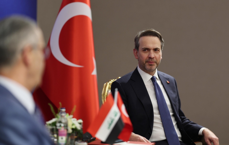 Τα «ήρεμα νερά» ταράζονται - Νέα γεωτρύπανα στη Μεσόγειο αναγγέλλει ο Bayraktar (Τούρκος ΥΠΕΝ)