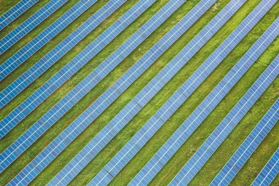 Wiki-Solar : 20 GW σε 15 μήνες πρόσθεσαν οι κορυφαίοι κατασκευαστές ηλιακής ενέργειας