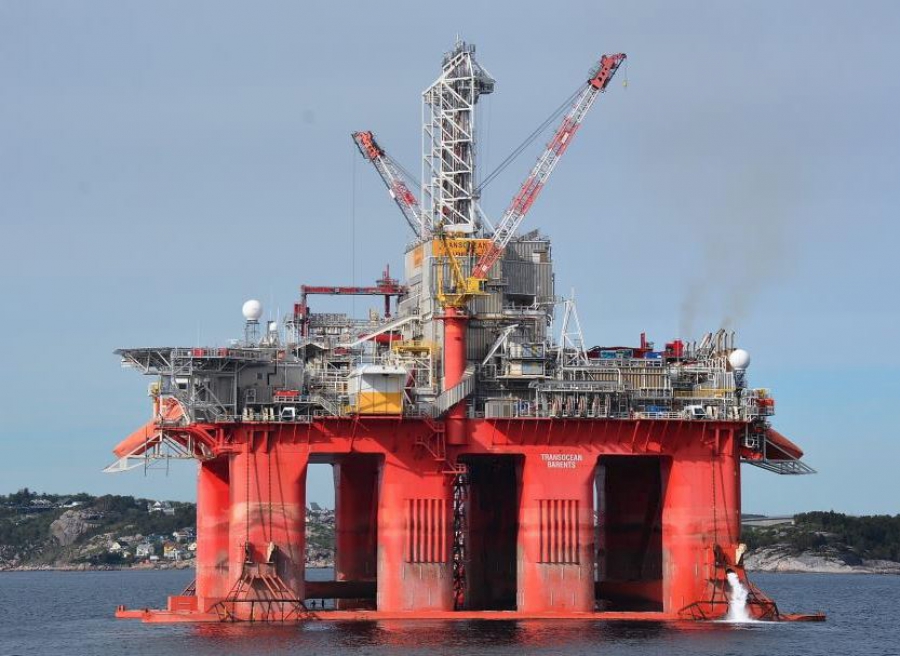 Για γεώτρηση στο κοίτασμα «Κρόνος 2» απέπλευσε το πλωτό γεωτρύπανο της ΕΝΙ