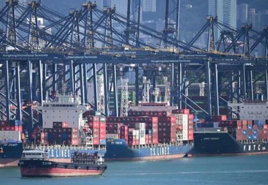 Ο ΙΜΟ ανέβαλε για ένα χρόνο την απόφαση για την τιμή άνθρακα στην ναυτιλία υπό την πίεση των ΗΠΑ