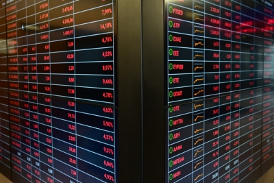 ΧΑ: Σε θετικό έδαφος στις 2.061 - Metlen 35,12 (+0,92%), ΔΕΗ 17,91 (+0,28%), Cener 19 (+3,6%)