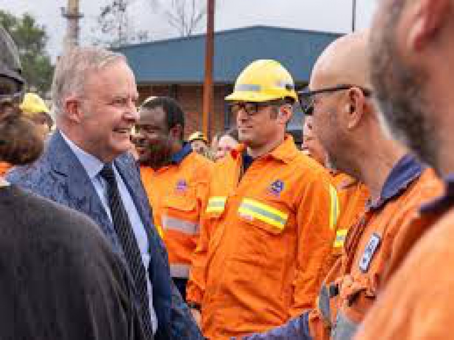 Η Αυστραλία σώζει το μεγαλύτερο χυτήριο αλουμινίου, το Tomago της Rio Tinto - Θα επενδύσει και 1 δισ δολ