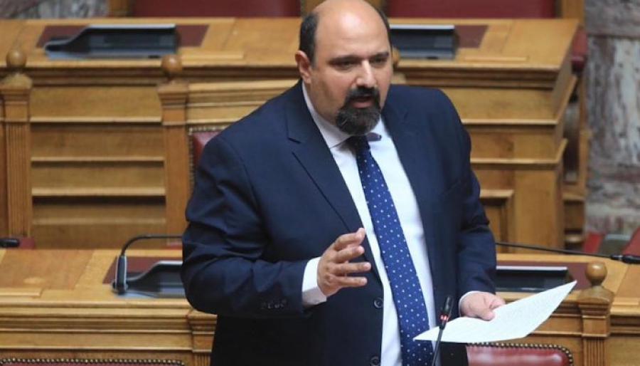 Η ανάρτηση Τριαντόπουλου για το mail των Τεμπών