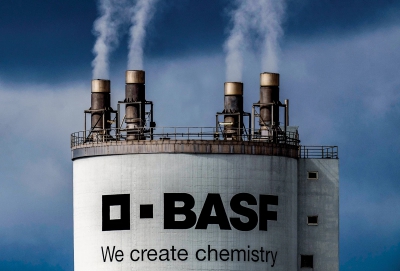 Η γερμανική χημική βιομηχανία προειδοποιεί: Το CBAM «δεν θα λειτουργήσει» (Montel)