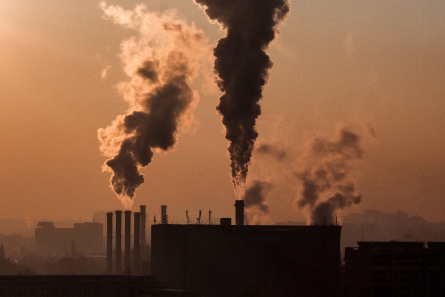 Η ΕΕ μείωσε κατά 50% τις εκπομπές άνθρακα από την ίδρυση του ETS το 2005 (ESG Today)