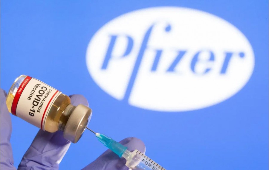 To εμβόλιο της Pfizer: «Μία μεγάλη μέρα για την επιστήμη και την ανθρωπότητα»