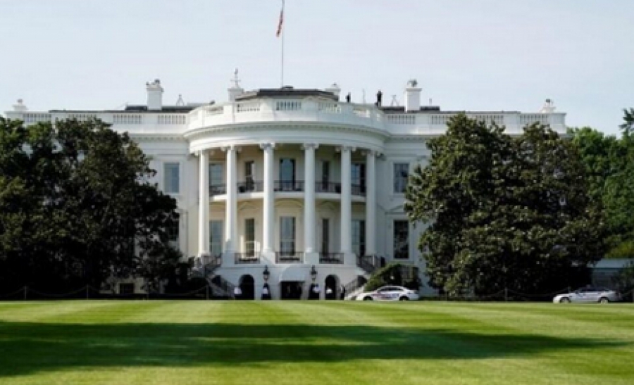 Λευκός Οίκος: Διαψεύδει ότι εξετάζει το ενδεχόμενο χρήσης πυρηνικών όπλων κατά του Ιράν