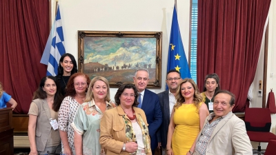 Καμπανάκι Αυγερινοπούλου για ελληνικές θάλασσες: Λαγοκέφαλος, συρόμενα εργαλεία και 6,4 δισ. δολάρια δεσμεύσεων στο τραπέζι
