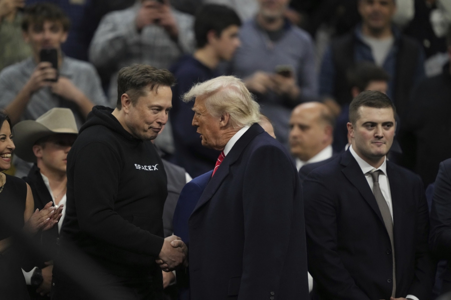 «Musk καλεί Trump»: Πάρε πίσω τους νέους δασμούς (Washington Post)