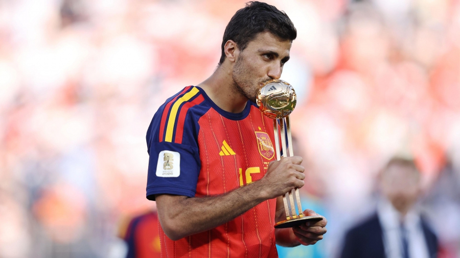 Σφήνα της Barca για τον Rodri