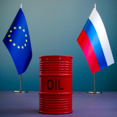 Vedomosti: Οι τρεις επιλογές της Ρωσίας για «απάντηση» στο πλαφόν πετρελαίου της Δύσης