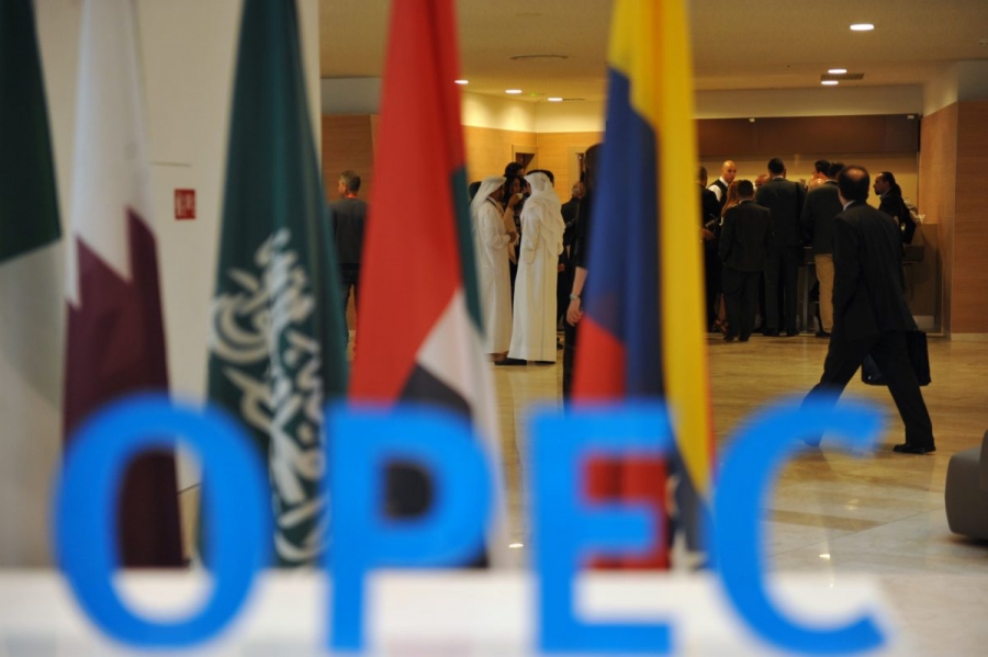 Αβέβαιη η αυριανή τηλεδιάσκεψη του OPEC+ για την παράταση των περικοπών - Το σημείο - κλειδί