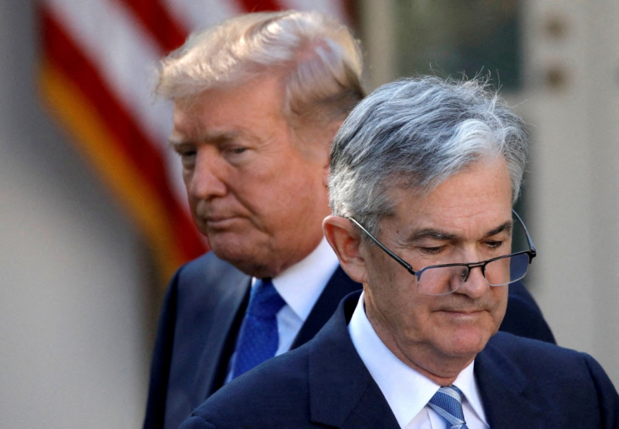 Bloomberg: Ο Trump ίσως απολύσει σύντομα τον πρόεδρο της FED