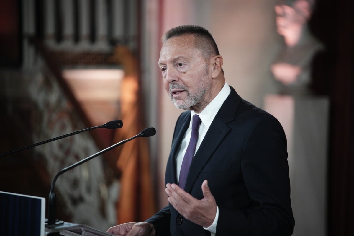 Γ. Στουρνάρας: «Πρέπει να ανοίξουμε τα κλειστά σπίτια, όχι μόνο να χτίσουμε νέα»