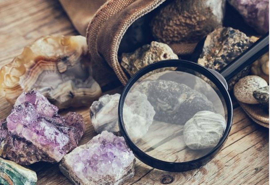 Οι ΗΠΑ ετοιμάζονται να επισπεύσουν την άδεια εξόρυξης κρίσιμων ορυκτών (Interesting Engineering)