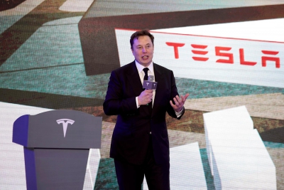 Έσοδα-ρεκόρ για την Tesla το δ' τρίμηνο άνω των 10 δισ. δολ.