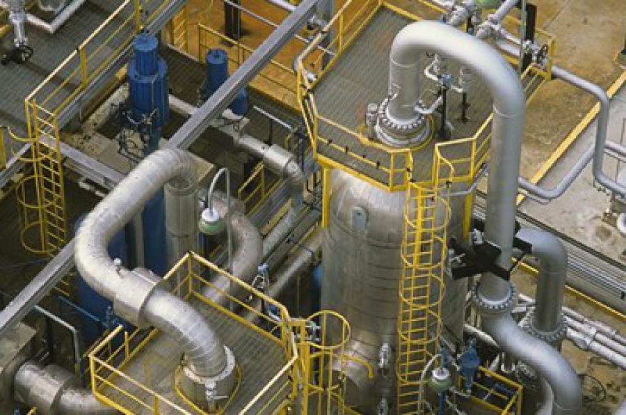 Η Κίνα μειώνει την διύλιση πετρελαίου (Oil Price)