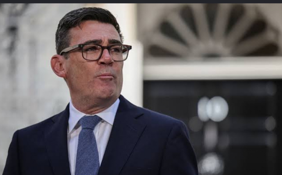Andy Burnham: Oι Εργατικοί ανακτούν προβάδισμα στην Βρετανία – Μπορεί η φωνή του να εμπνεύσει μια νέα κεντροαριστερά στην Ευρώπη;