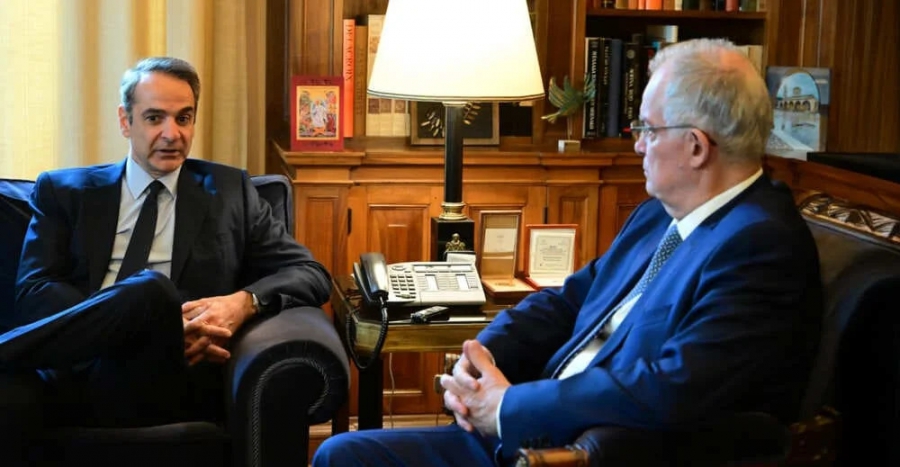 Μητσοτάκης σε Τασούλα: Θα είναι ένας δύσκολος χειμώνας- Προτεραιότητα το πετρέλαιο θέρμανσης
