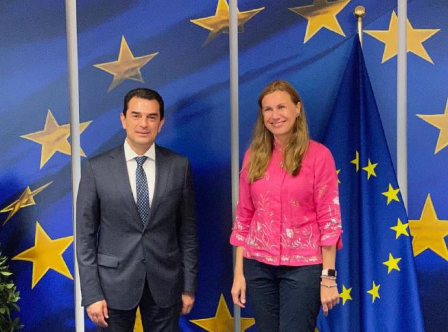 Επιβολή πλαφόν στην χονδρική και η διαφορά με την ΟΤΣ θα χρηματοδοτεί τα μέτρα στήριξης - Τι συμφωνήθηκε με την DG Energy