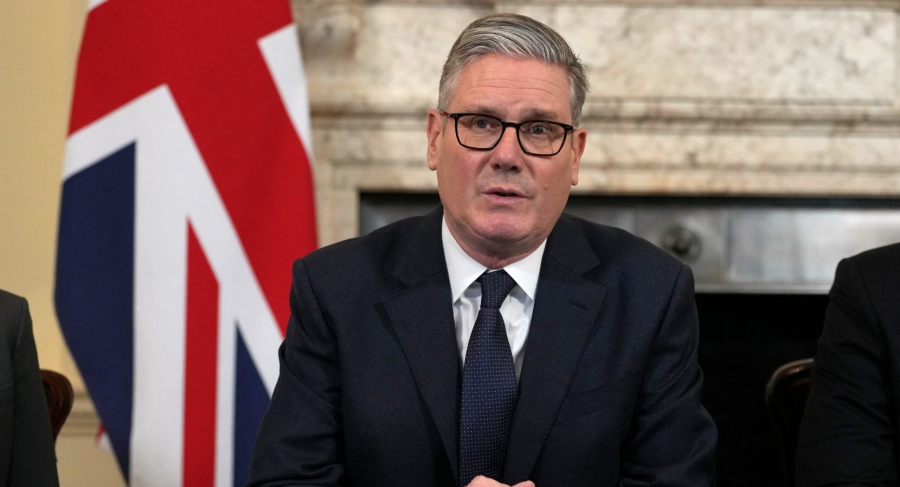 Starmer: Συνεργαζόμαστε με τις ΗΠΑ για την Μέση Ανατολή