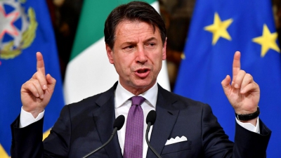 Πολιτική αναταραχή στην Ιταλία εν μέσω διπλής κρίσης