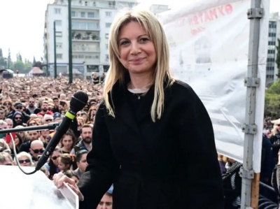 Κοινό «μέτωπο» κυβέρνησης - αντιπολίτευσης κατά Καρυστιανού για τις δηλώσεις περί αμβλώσεων