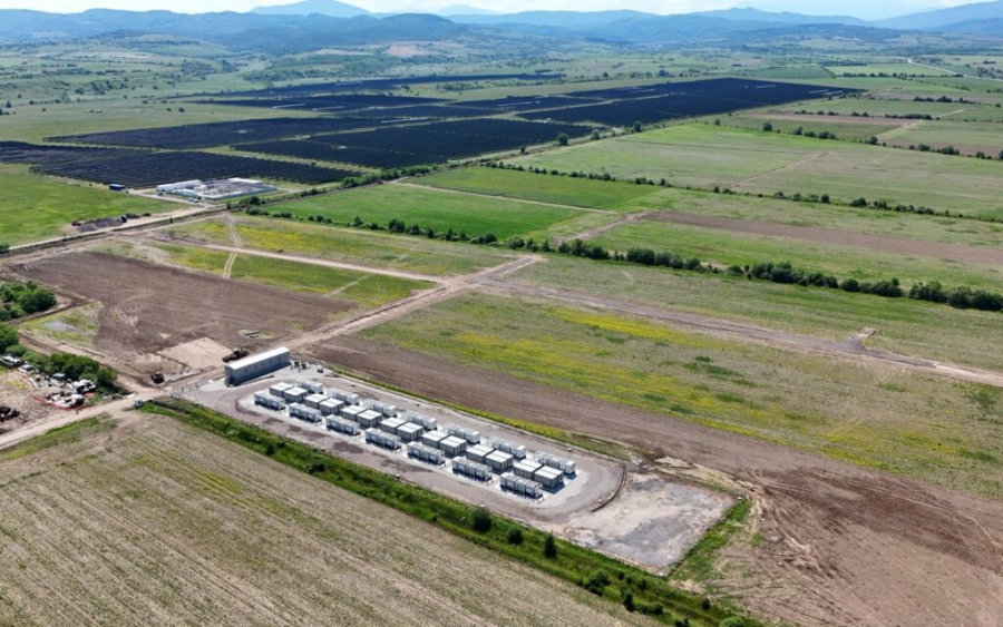 Econergy: Σε εμπορική λειτουργία BESS 70 MW στη Ρουμανία - Υβριδικό έργο 162 MW με ηλιακή ενέργεια (pv-magazine)