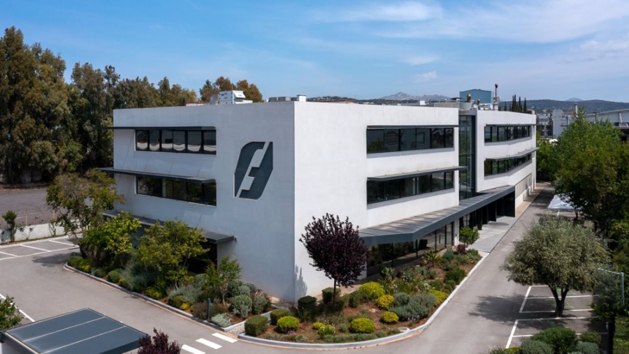 Theon: Υπέγραψε χρηματοδοτική σύμβαση ύψους 300 εκατ. με κοινοπραξία 9 τραπεζών