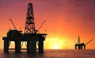 Ο φόρος κερδών ενέργειας μειώνει τις επενδύσεις πετρελαίου στο Ην. Βασίλειο