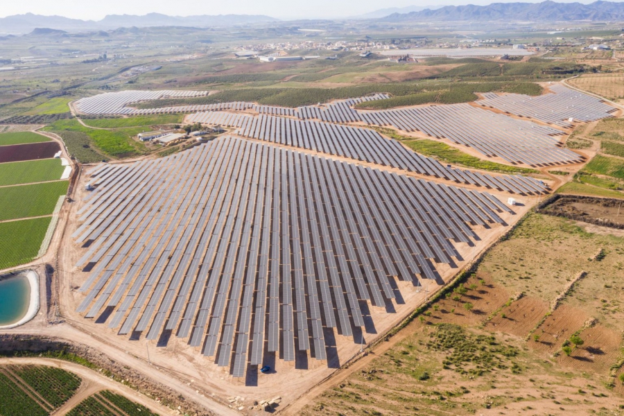 Εξαγορά φωτοβολταϊκών 500 MW από την China Three Gorges στην Ισπανία