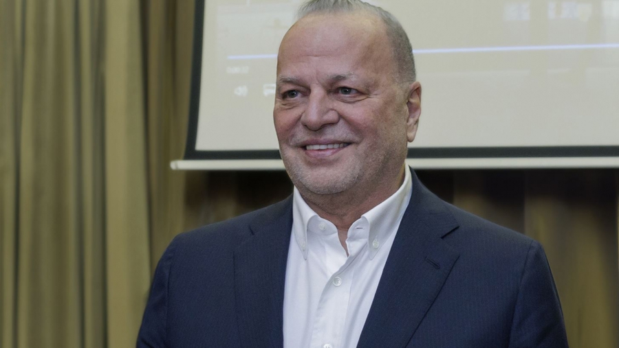 Κάτι παραπάνω ξέρει ο Πρόεδρος - Αγορά 50.000 μετοχών Metlen από τον Ευ. Μυτιληναίο στα 42,2 ευρώ κα συνεχίζει...