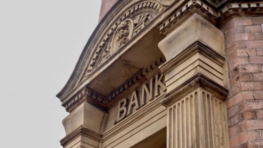 Πετρέλαιο στα $100: Σε επιφυλακή οι κεντρικές τράπεζες για τον πληθωρισμό (Oil Price)